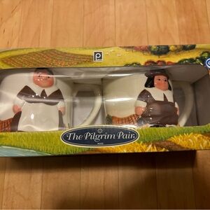 Thanksgiving The Pilgrim Pair Mug Set by Publix